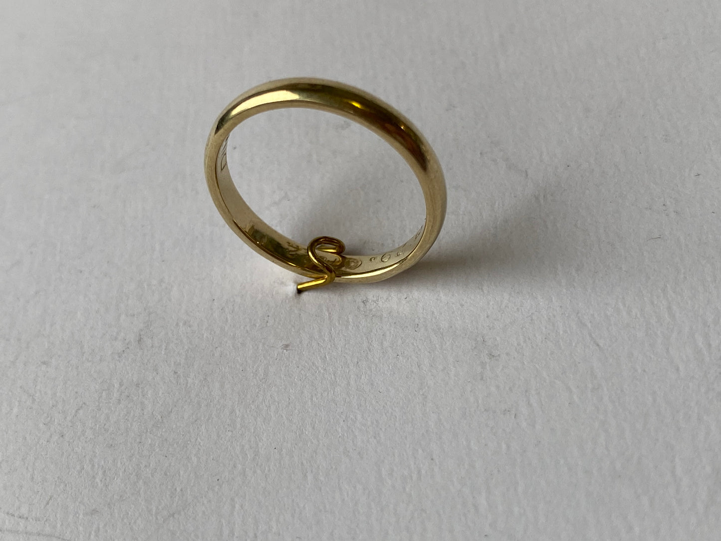 Klassisk giftering 3mm halvrund