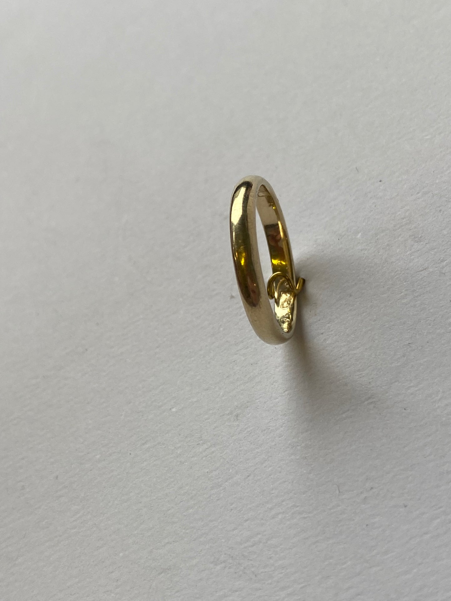 Klassisk giftering 3mm halvrund