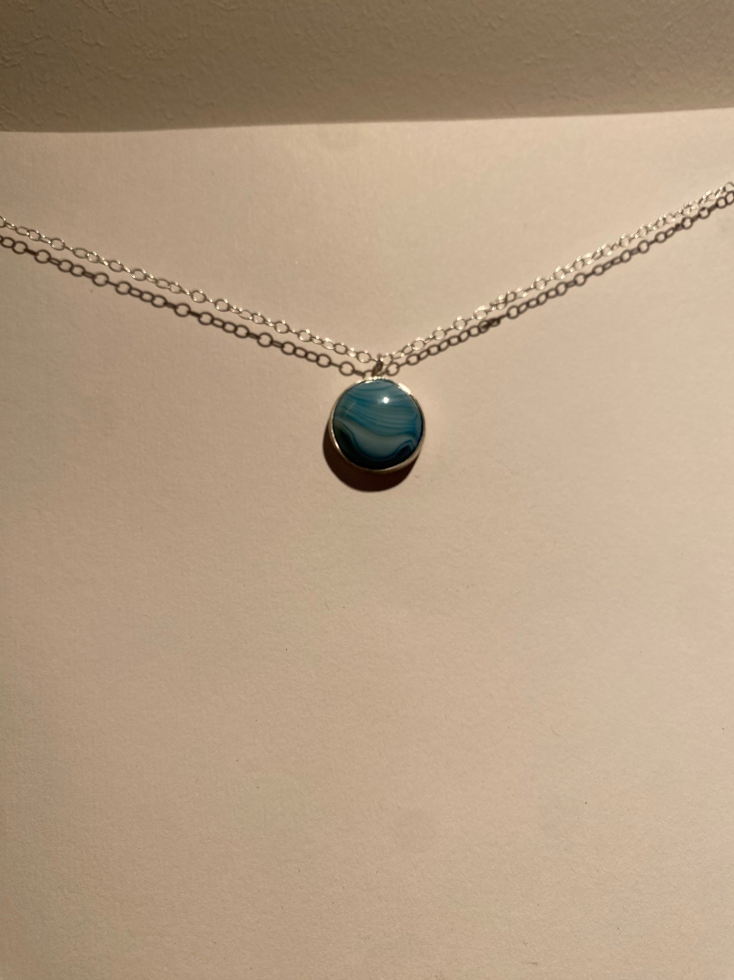 Anheng med blå agat