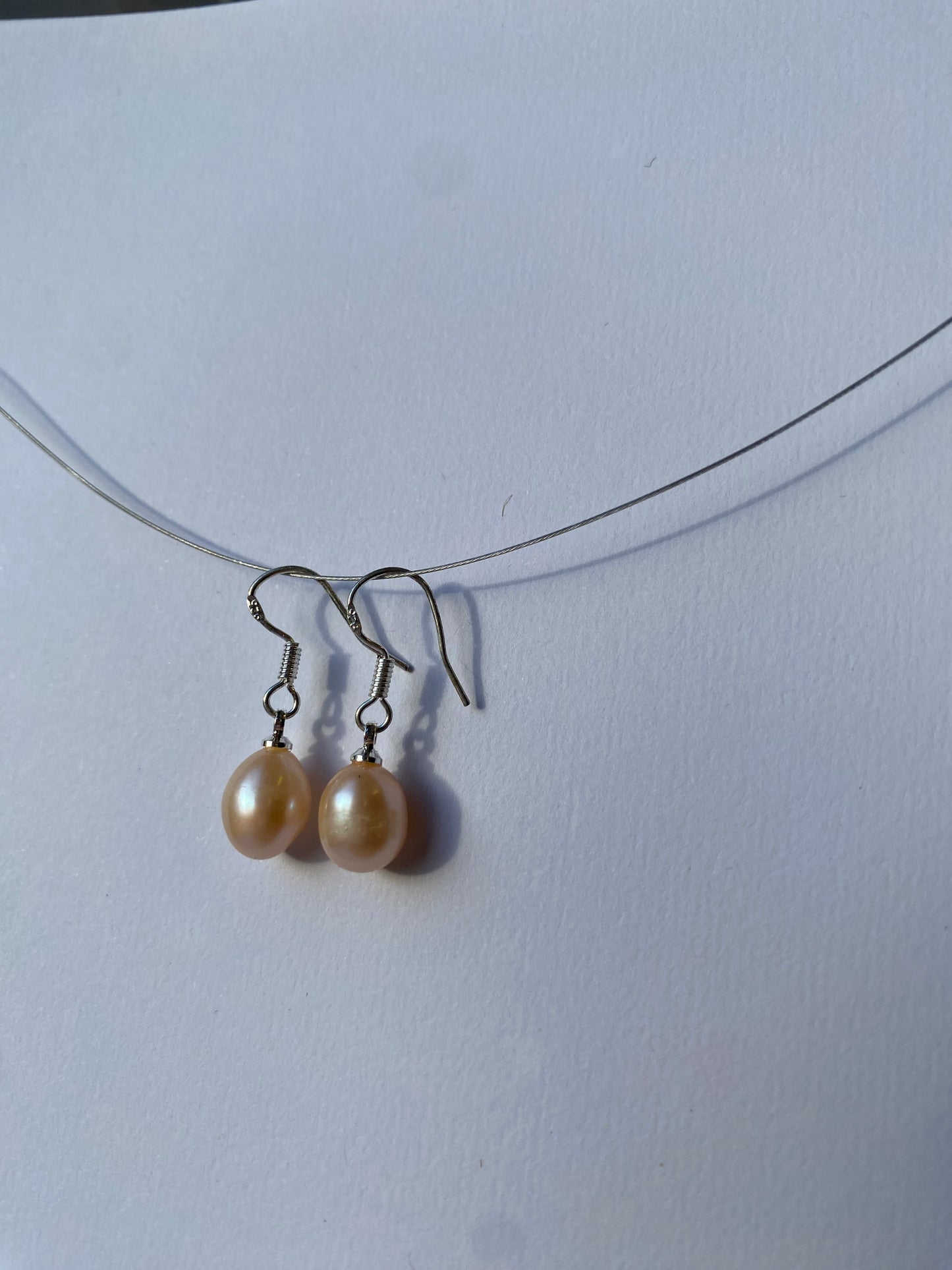 Øredobber gammelrosa perle sølv