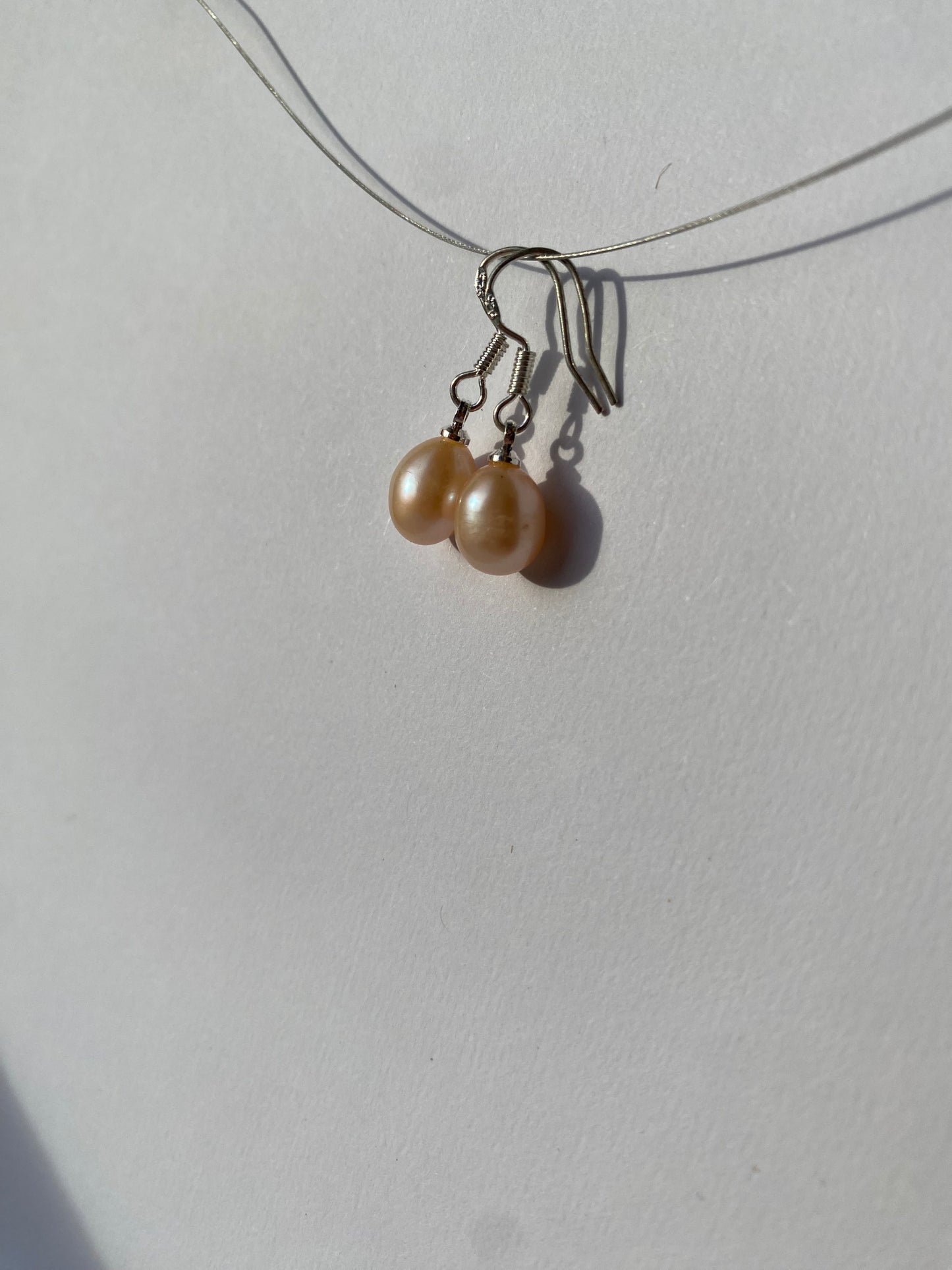 Øredobber gammelrosa perle sølv